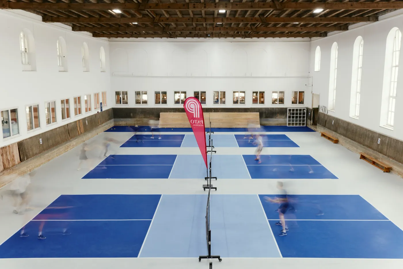 Padel & Pickleball im Lucky Star